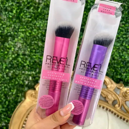 Brocha para base Revel LA-205