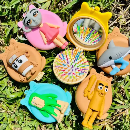 Cepillo de cabello llavero 